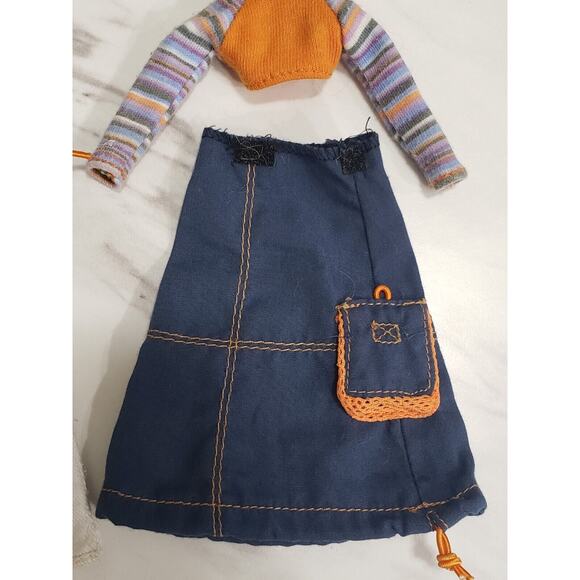 Bratz Sasha Doll Outfit Original 1st Edition 2001 Hat Skirt Beanie Bunny Backpac - Picture 7 of 7